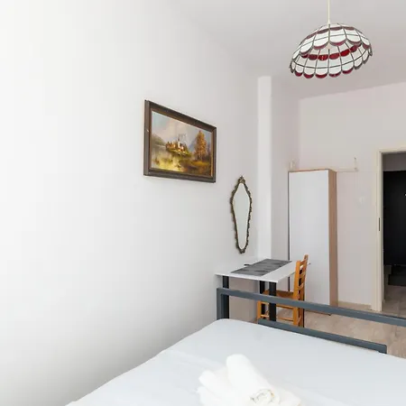 Apartment Cinema District Homely